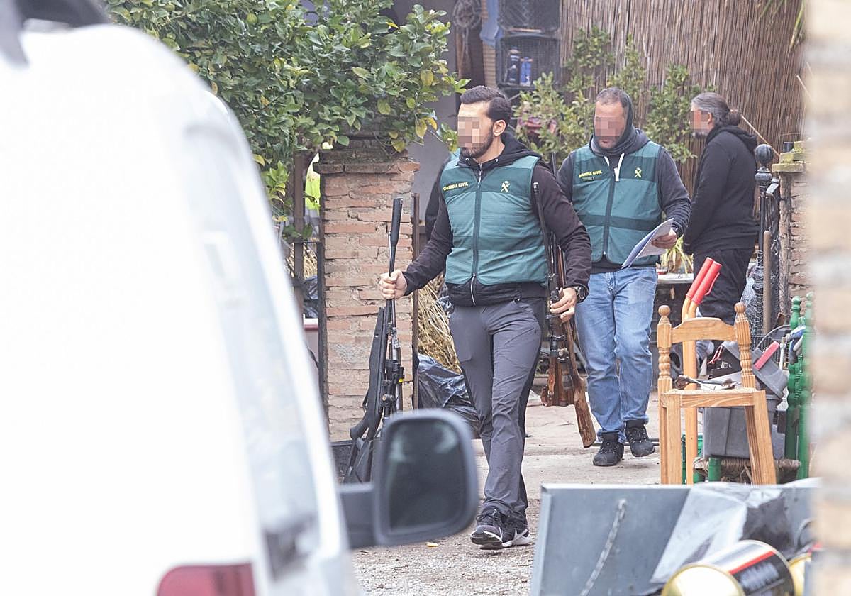 Varios detenidos en una operación contra el tráfico de armas y marihuana en Granada